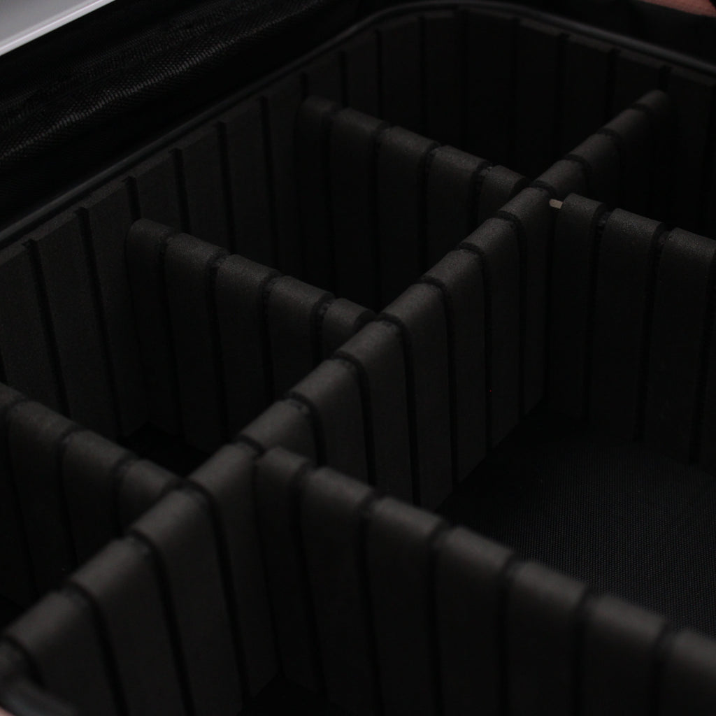 Organizador de maquillaje portátil con espejo LED PRYON™