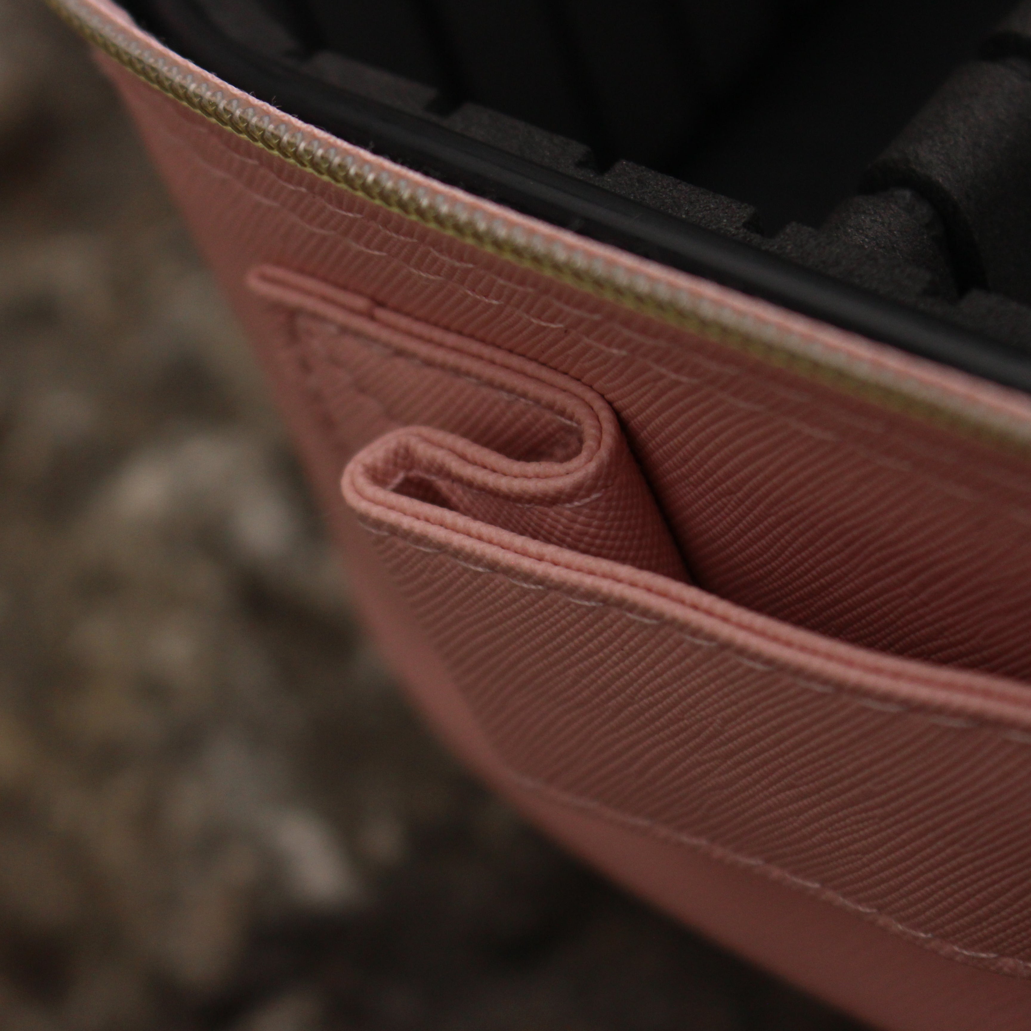 Organizador de maquillaje portátil con espejo LED PRYON™